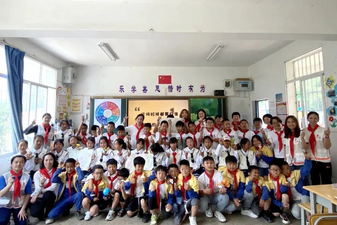 用心前行，，，，，筑梦远航 | 雪莱特但愿幼学云南助学活动